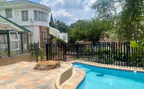 The Kedesan Huis - Guest House